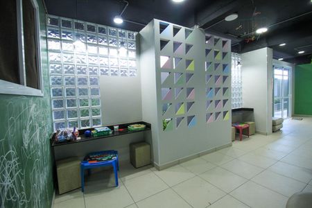 Apartamento para alugar com 120m², 2 quartos e 2 vagas Apartamento para alugar com 120m², 2 quartos e 2 vagasÁrea comum