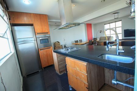 Apartamento para alugar com 120m², 2 quartos e 2 vagas Apartamento para alugar com 120m², 2 quartos e 2 vagasCozinha