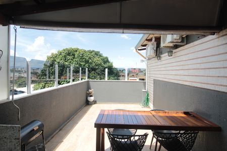 Apartamento à venda com 180m², 3 quartos e 2 vagasÁrea Gourmet