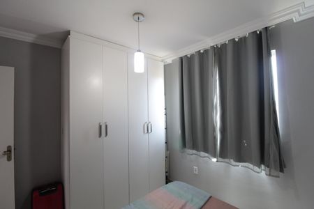 Apartamento à venda com 180m², 3 quartos e 2 vagasQuarto