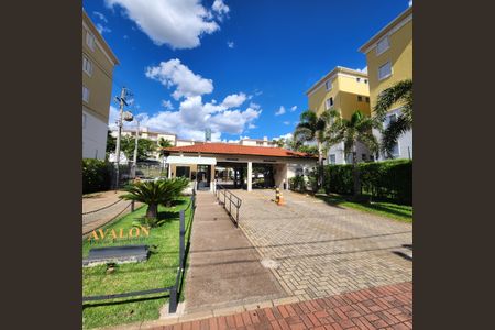 Apartamento para alugar com 70m², 3 quartos e 1 vagaFachada e portaria