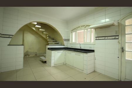 Casa à venda com 300m², 5 quartos e 2 vagas Casa à venda com 300m², 5 quartos e 2 vagasCozinha
