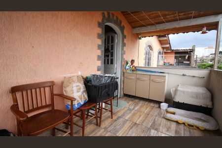 Casa à venda com 300m², 5 quartos e 2 vagas Casa à venda com 300m², 5 quartos e 2 vagasHall de entrada (casa 2)