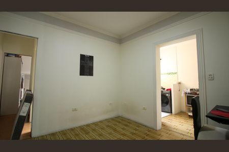 Casa à venda com 300m², 5 quartos e 2 vagas Casa à venda com 300m², 5 quartos e 2 vagasSala (casa 3)