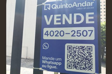 Apartamento à venda com 180m², 3 quartos e 2 vagas Apartamento à venda com 180m², 3 quartos e 2 vagasPlaca