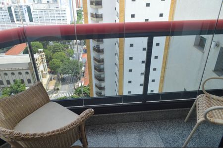 Apartamento à venda com 180m², 3 quartos e 2 vagas Apartamento à venda com 180m², 3 quartos e 2 vagasSacada Suite 3