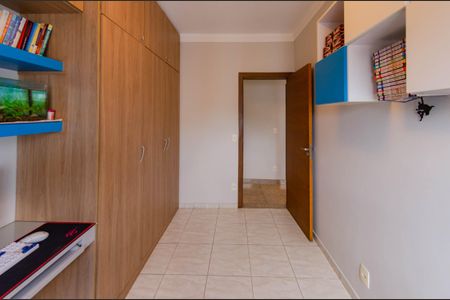 Apartamento à venda com 161m², 3 quartos e 2 vagas Apartamento à venda com 161m², 3 quartos e 2 vagasQuarto 1