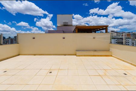 Apartamento à venda com 161m², 3 quartos e 2 vagas Apartamento à venda com 161m², 3 quartos e 2 vagasCobertura