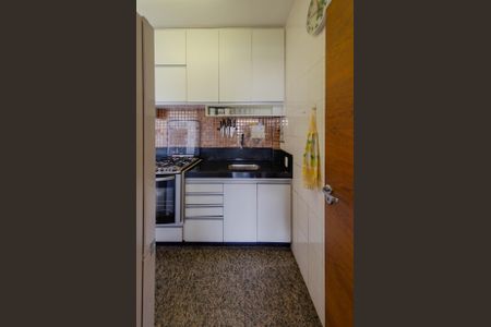 Apartamento à venda com 161m², 3 quartos e 2 vagas Apartamento à venda com 161m², 3 quartos e 2 vagasCozinha
