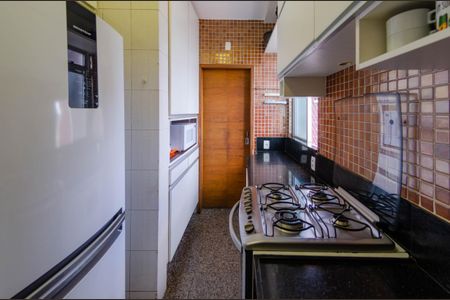 Apartamento à venda com 161m², 3 quartos e 2 vagas Apartamento à venda com 161m², 3 quartos e 2 vagasCozinha