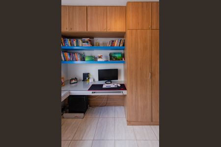 Apartamento à venda com 161m², 3 quartos e 2 vagas Apartamento à venda com 161m², 3 quartos e 2 vagasQuarto 1