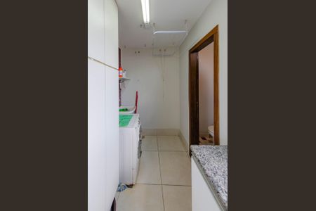Apartamento à venda com 161m², 3 quartos e 2 vagas Apartamento à venda com 161m², 3 quartos e 2 vagasÁrea de serviço