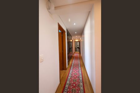 Apartamento à venda com 263m², 4 quartos e 4 vagasCorredor