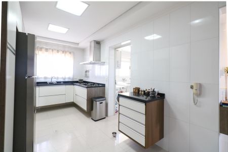 Apartamento à venda com 263m², 4 quartos e 4 vagasCozinha