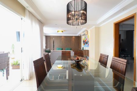 Apartamento à venda com 263m², 4 quartos e 4 vagasSala de Jantar
