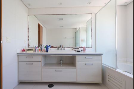 Apartamento à venda com 263m², 4 quartos e 4 vagasSuíte 1