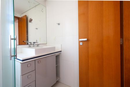 Apartamento à venda com 263m², 4 quartos e 4 vagasSuíte 2