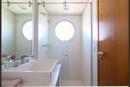 Apartamento à venda com 263m², 4 quartos e 4 vagasSuíte 4 / Escritório