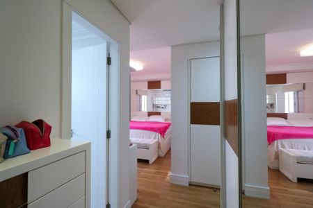 Apartamento à venda com 172m², 4 quartos e 4 vagasSuíte 1