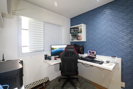 Apartamento à venda com 172m², 4 quartos e 4 vagasQuarto 2