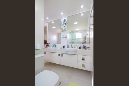 Apartamento à venda com 172m², 4 quartos e 4 vagasSuíte 1