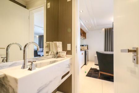 Apartamento à venda com 172m², 4 quartos e 4 vagasLavabo