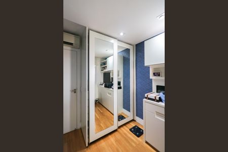 Apartamento à venda com 172m², 4 quartos e 4 vagasQuarto 2