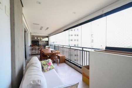Apartamento à venda com 172m², 4 quartos e 4 vagasVaranda Gourmet
