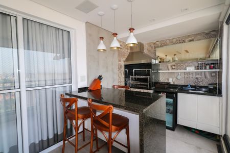 Apartamento à venda com 172m², 4 quartos e 4 vagasVaranda Gourmet