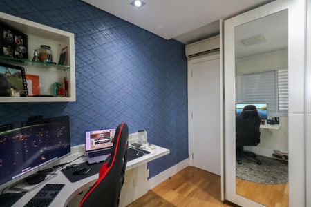 Apartamento à venda com 172m², 4 quartos e 4 vagasQuarto 2