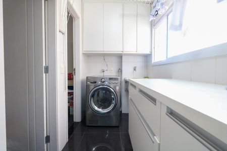 Apartamento à venda com 172m², 4 quartos e 4 vagasÁrea de Serviço