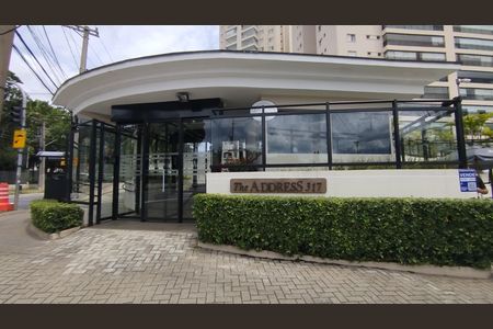 Apartamento à venda com 172m², 4 quartos e 4 vagasFachada + Placa