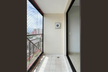 Apartamento à venda com 62m², 3 quartos e 2 vagas Apartamento à venda com 62m², 3 quartos e 2 vagasSacada