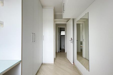 Apartamento à venda com 62m², 3 quartos e 2 vagas Apartamento à venda com 62m², 3 quartos e 2 vagasQuarto 1
