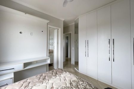 Apartamento à venda com 62m², 3 quartos e 2 vagas Apartamento à venda com 62m², 3 quartos e 2 vagasSuíte