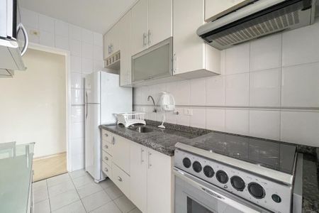 Apartamento à venda com 62m², 3 quartos e 2 vagas Apartamento à venda com 62m², 3 quartos e 2 vagasCozinha