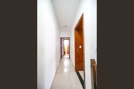 Casa à venda com 160m², 3 quartos e 3 vagasCorredor dos quartos