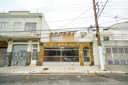 Casa à venda com 160m², 3 quartos e 3 vagasFachada