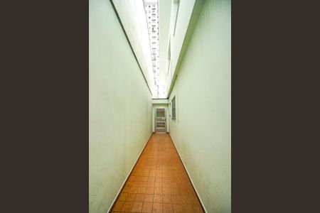 Casa à venda com 160m², 3 quartos e 3 vagasCorredor lateral