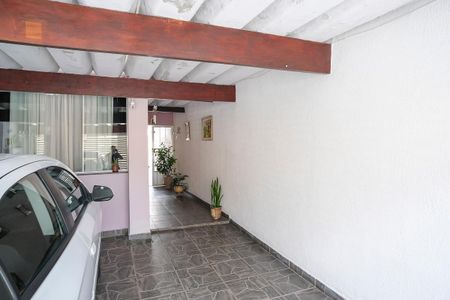 Casa à venda com 140m², 2 quartos e 2 vagasGaragem