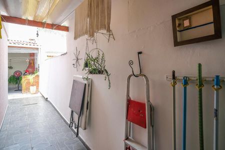 Casa à venda com 140m², 2 quartos e 2 vagasQuintal