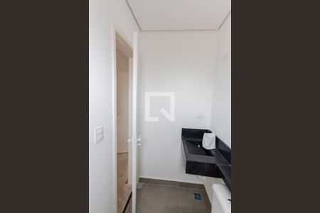 Apartamento à venda com 79m², 2 quartos e 1 vaga Apartamento à venda com 79m², 2 quartos e 1 vagaBanheiro