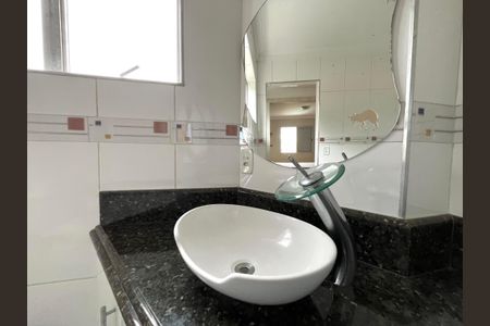Apartamento à venda com 85m², 2 quartos e 2 vagas Apartamento à venda com 85m², 2 quartos e 2 vagasBanheiro da Suíte