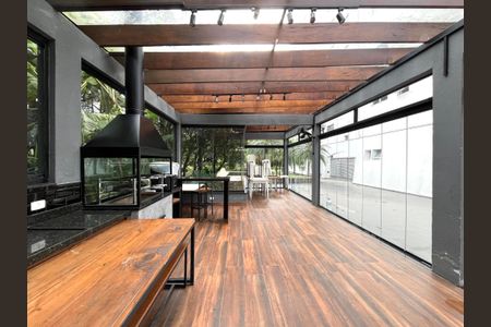 Apartamento à venda com 85m², 2 quartos e 2 vagas Apartamento à venda com 85m², 2 quartos e 2 vagasÁrea comum - Churrasqueira