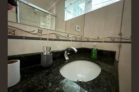 Apartamento à venda com 85m², 2 quartos e 2 vagas Apartamento à venda com 85m², 2 quartos e 2 vagasBanheiro Corredor