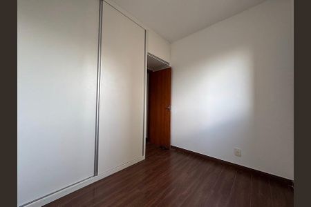 Apartamento à venda com 55m², 2 quartos e 2 vagas Apartamento à venda com 55m², 2 quartos e 2 vagasQuarto 2