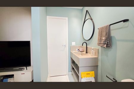 Apartamento à venda com 154m², 4 quartos e 2 vagas Apartamento à venda com 154m², 4 quartos e 2 vagasBanheiro social - semi suite