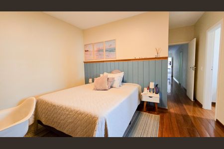 Apartamento à venda com 154m², 4 quartos e 2 vagas Apartamento à venda com 154m², 4 quartos e 2 vagasQuarto 01 - Suite