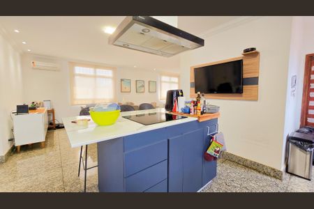 Apartamento à venda com 154m², 4 quartos e 2 vagas Apartamento à venda com 154m², 4 quartos e 2 vagasCozinha