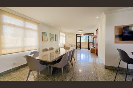 Apartamento à venda com 154m², 4 quartos e 2 vagas Apartamento à venda com 154m², 4 quartos e 2 vagasSala